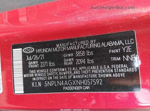 5NPLN4AGXNH057592 2022 HYUNDAI ELANTRA Red Engine compartment view