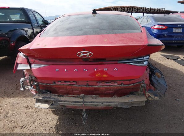 5NPLN4AGXNH057592 2022 HYUNDAI ELANTRA Red Front view
