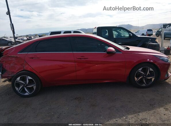 5NPLN4AGXNH057592 2022 HYUNDAI ELANTRA Red 360 interior view