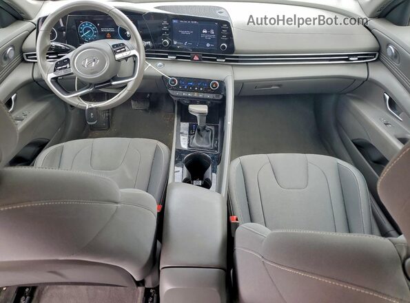 5NPLS4AGXNH084333 2022 HYUNDAI ELANTRA Белый Вид панели приборов