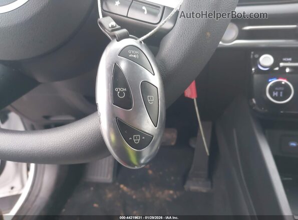 5NTJB4DE2TH157355 2026 HYUNDAI SANTA CRUZ White 