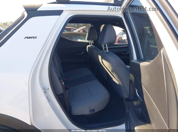 5NTJDDAF5NH038175 2022 HYUNDAI SANTA CRUZ White VIN կոդի պիտակի տեսք
