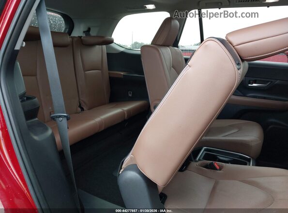 5TDAAAB57RS052865 2024 TOYOTA GRAND HIGHLANDER Red VIN կոդի պիտակի տեսք