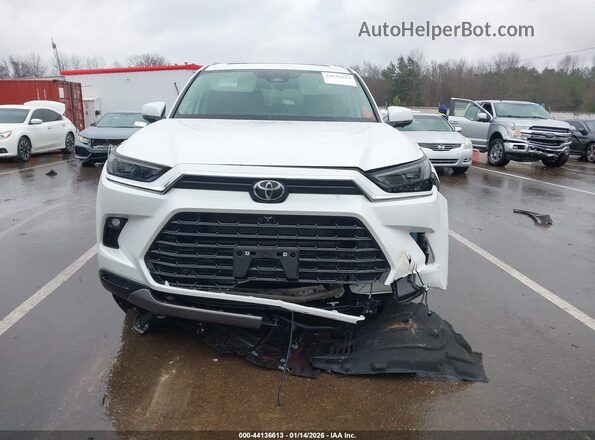 5TDAAAB5XSS096185 2025 TOYOTA GRAND HIGHLANDER White უკანა სალონის ხედი