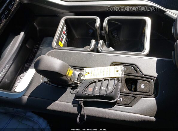 5TDABAB62TS019494 2026 LEXUS TX 500H White Առջևի վահանակի տեսք