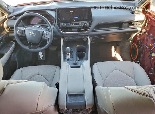 5TDADAB56SS016713 2025 TOYOTA LIMITED Красный Вид панели приборов