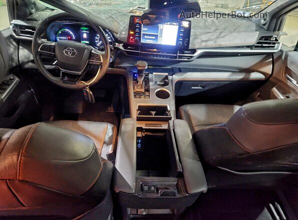 5TDDRKEC6MS002344 2021 TOYOTA SIENNA Gray Vista del salpicadero