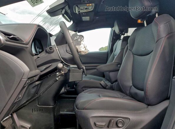 5TDDRKEC6SS231877 2025 TOYOTA SIENNA Black Vista interior delantera