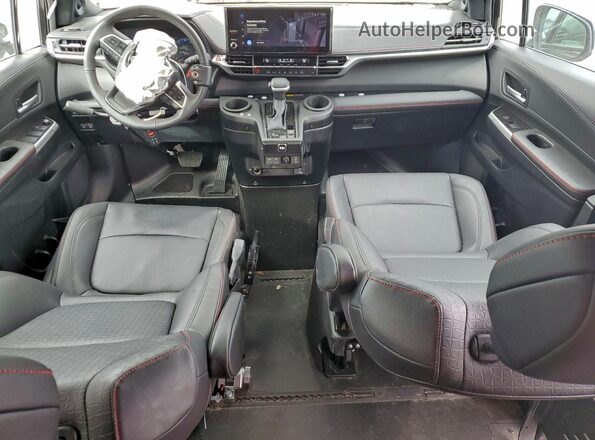 5TDDRKEC6SS231877 2025 TOYOTA SIENNA Black Vista del salpicadero