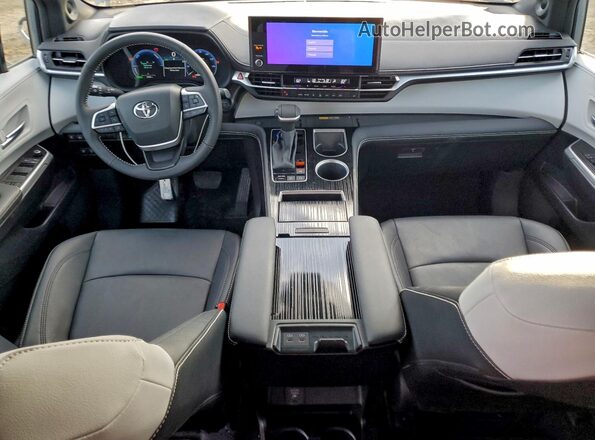 5TDDSKFCXSS157124 2025 TOYOTA SIENNA Серый Вид панели приборов