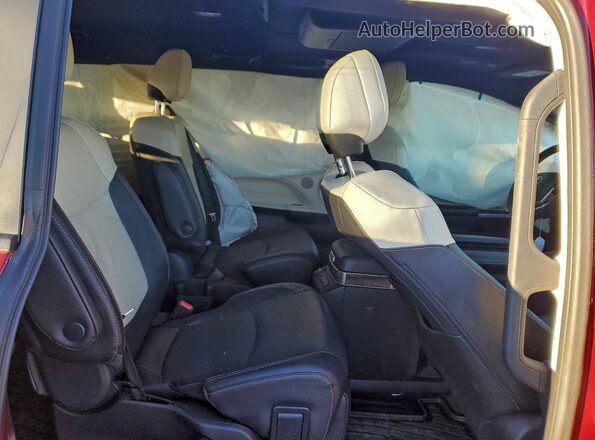 5TDESKFC5SS154569 2025 TOYOTA LIMITED Red Սալոնի հետևի տեսք
