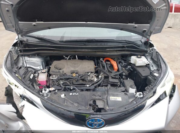 5TDESKFC7MS010282 2021 TOYOTA SIENNA Silver Հետևի տեսք
