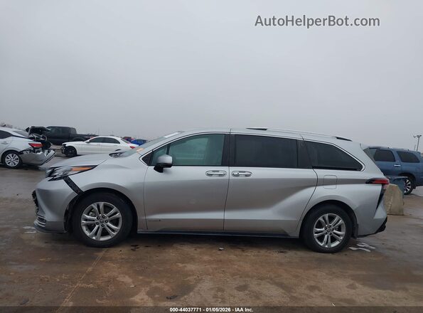 5TDESKFC7MS010282 2021 TOYOTA SIENNA Silver Սալոնի 360 աստիճան տեսք