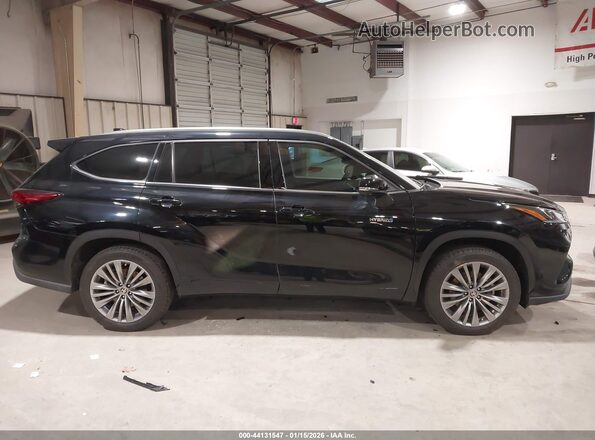 5TDFARAH0MS004908 2021 TOYOTA HIGHLANDER HYBRID Черный Вид задней части салона