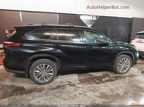 5TDFZRBH3MS149447 2021 TOYOTA HIGHLANDER Black Widok wnętrza z tyłu