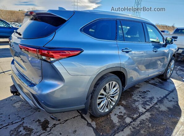 5TDFZRBH5NS183455 2022 TOYOTA HIGHLANDER Silver უკანა მარჯვენა