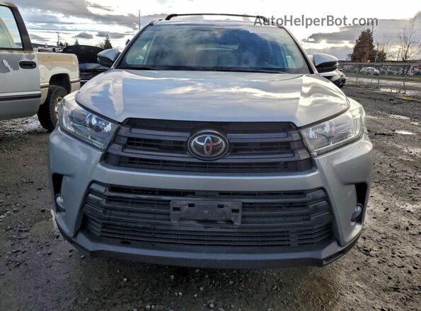 5TDJZRFH0JS819715 2018 TOYOTA HIGHLANDER Silver Вид спереду