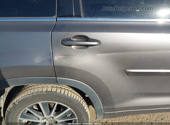 5TDJZRFH4HS398687 2017 TOYOTA HIGHLANDER Серый 
