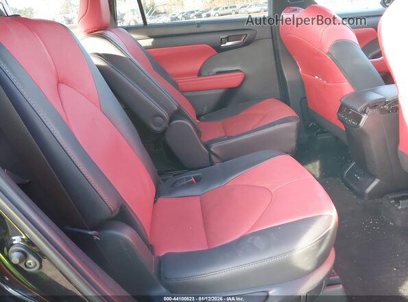 5TDKDRBH4SS583841 2025 TOYOTA HIGHLANDER Black Widok naklejki z numerem VIN