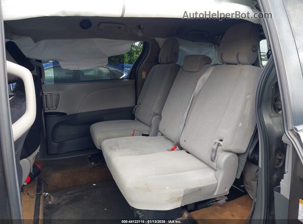 5TDKZ3DC3KS990324 2019 TOYOTA LE Gray 