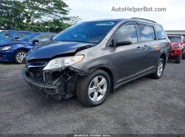 5TDKZ3DC3KS990324 2019 TOYOTA LE Gray 