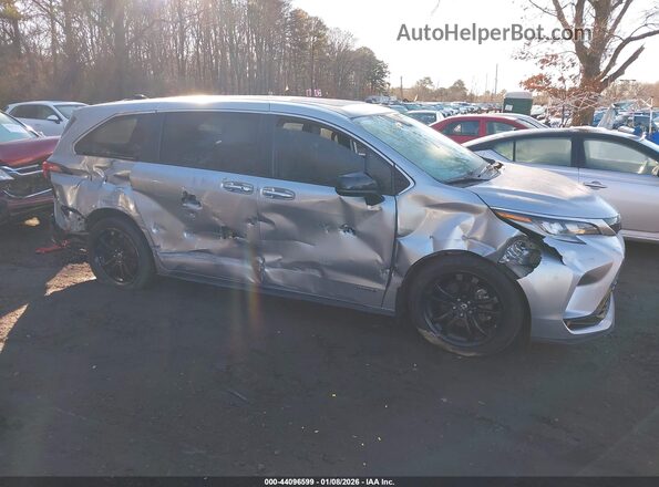 5TDXRKEC2MS023107 2021 TOYOTA SIENNA Silver Вид спереду