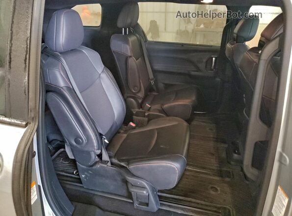 5TDXSKFCXMS001357 2021 TOYOTA SIENNA Серебряный 