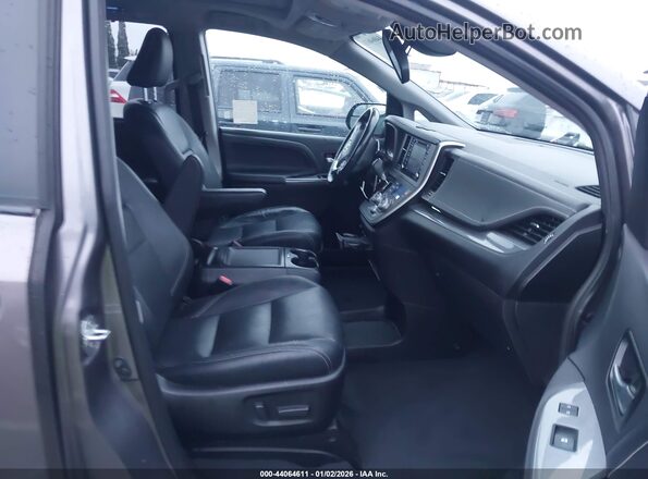 5TDXZ3DC3LS048216 2020 TOYOTA SIENNA Gray 