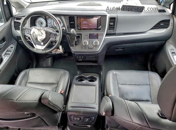 5TDXZ3DC5LS057595 2020 TOYOTA SIENNA Silver Вид панелі приладів