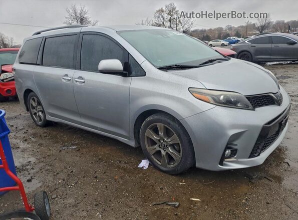 5TDXZ3DC6JS949870 2018 TOYOTA SIENNA Silver 