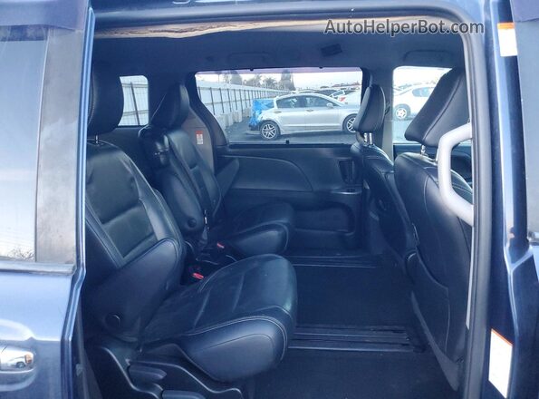 5TDXZ3DC7JS951305 2018 TOYOTA SIENNA Blue 