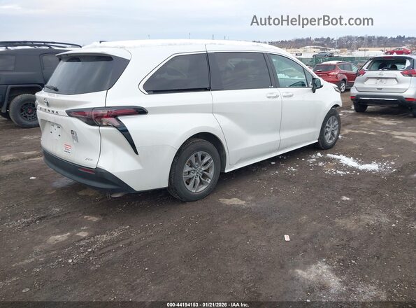 5TDYSKFC9SS156726 2025 TOYOTA LE White უკანა მარჯვენა