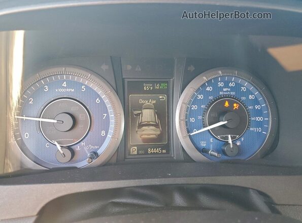 5TDYZ3DC8LS084858 2020 TOYOTA SIENNA Black Вид щитка приладів
