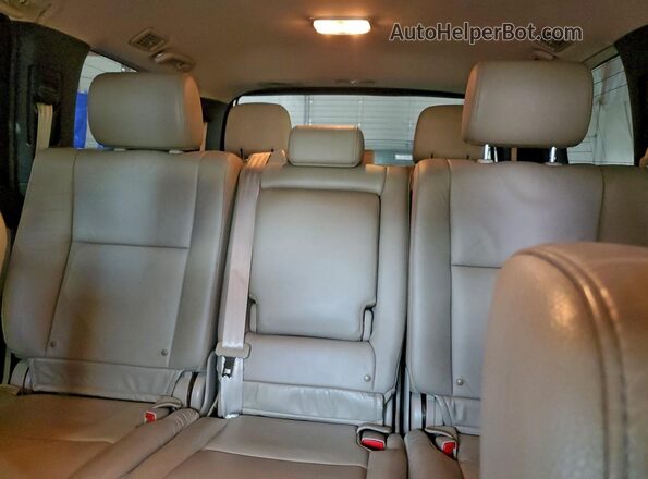 5TDZY5G19GS065478 2016 TOYOTA SEQUOIA Белый Вид задних сидений
