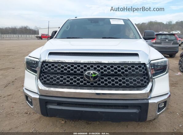 5TFDW5F15KX789169 2019 TOYOTA TUNDRA White ხელსაწყოთა პანელის ხედი