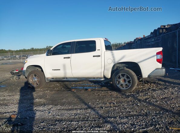 5TFDW5F17HX590827 2017 TOYOTA TUNDRA Белый 