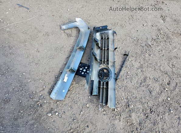 5TFEM5F10GX102021 2016 TOYOTA TUNDRA Черный Вид подкапотного пространства