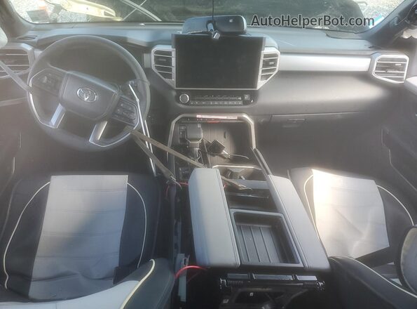 5TFJA5DB3SX334379 2025 TOYOTA LIMITED Gray Vista del salpicadero