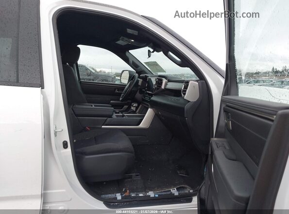 5TFLA5DB0TX345365 2026 TOYOTA TUNDRA White 