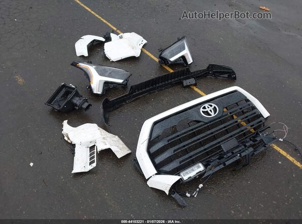 5TFLA5DB0TX345365 2026 TOYOTA TUNDRA White 