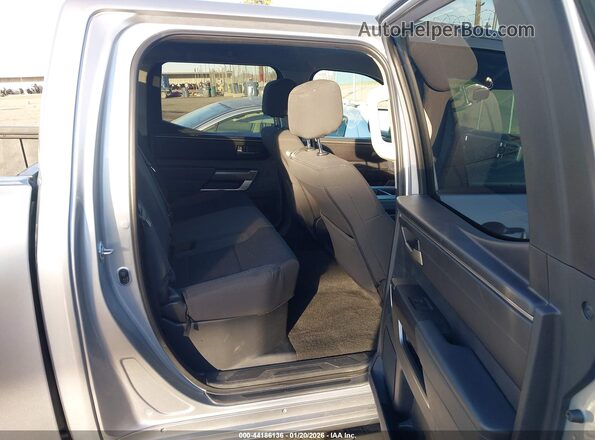 5TFLA5DB5PX095983 2023 TOYOTA TUNDRA Silver VIN կոդի պիտակի տեսք
