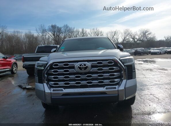 5TFMA5DB5NX030360 2022 TOYOTA TUNDRA Silver Սալոնի հետևի տեսք