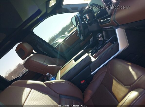 5TFMC5DB0RX077490 2024 TOYOTA TUNDRA HYBRID Gray Front interior view