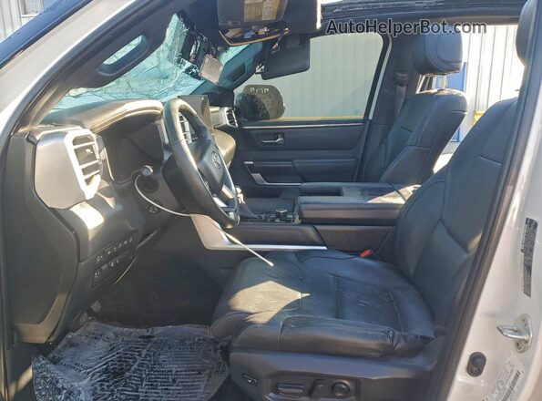 5TFNA5DB7NX031983 2022 TOYOTA TUNDRA White Widok wnętrza z przodu