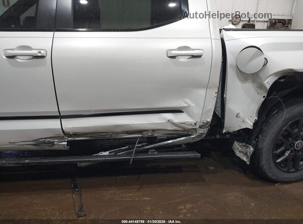 5TFNC5DB1RX080824 2024 TOYOTA TUNDRA White Vista frontal