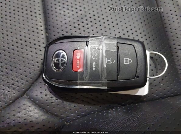 5TFNC5DB1RX080824 2024 TOYOTA TUNDRA White Vista del salpicadero