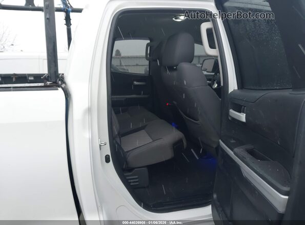5TFUY5F16GX501239 2016 TOYOTA TUNDRA White 