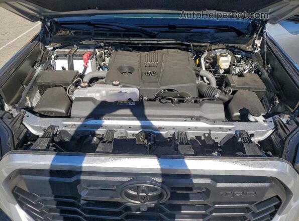 5TFWA5DB3TX346782 2026 TOYOTA LIMITED Silver Vista interior trasera