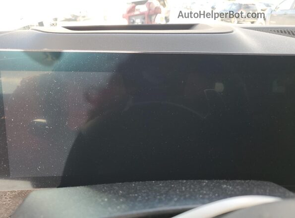 5UX13EU04R9W15502 2024 BMW X5 White Вид щитка приладів