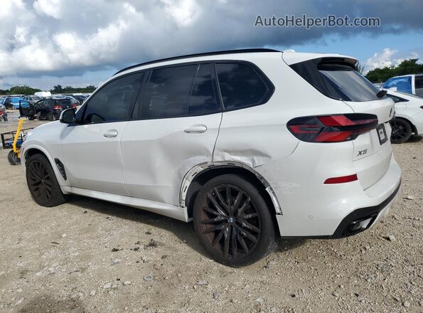 5UX13EU04R9W15502 2024 BMW X5 White Задня ліва чверть